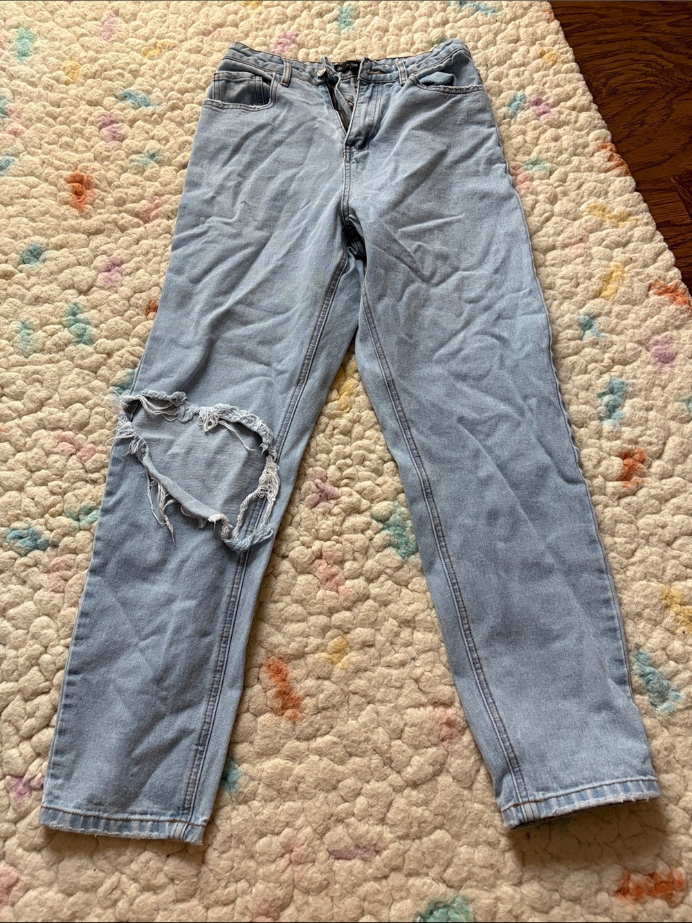 Riot Missguided High Rise Mom Jeans Distressed Light Blue